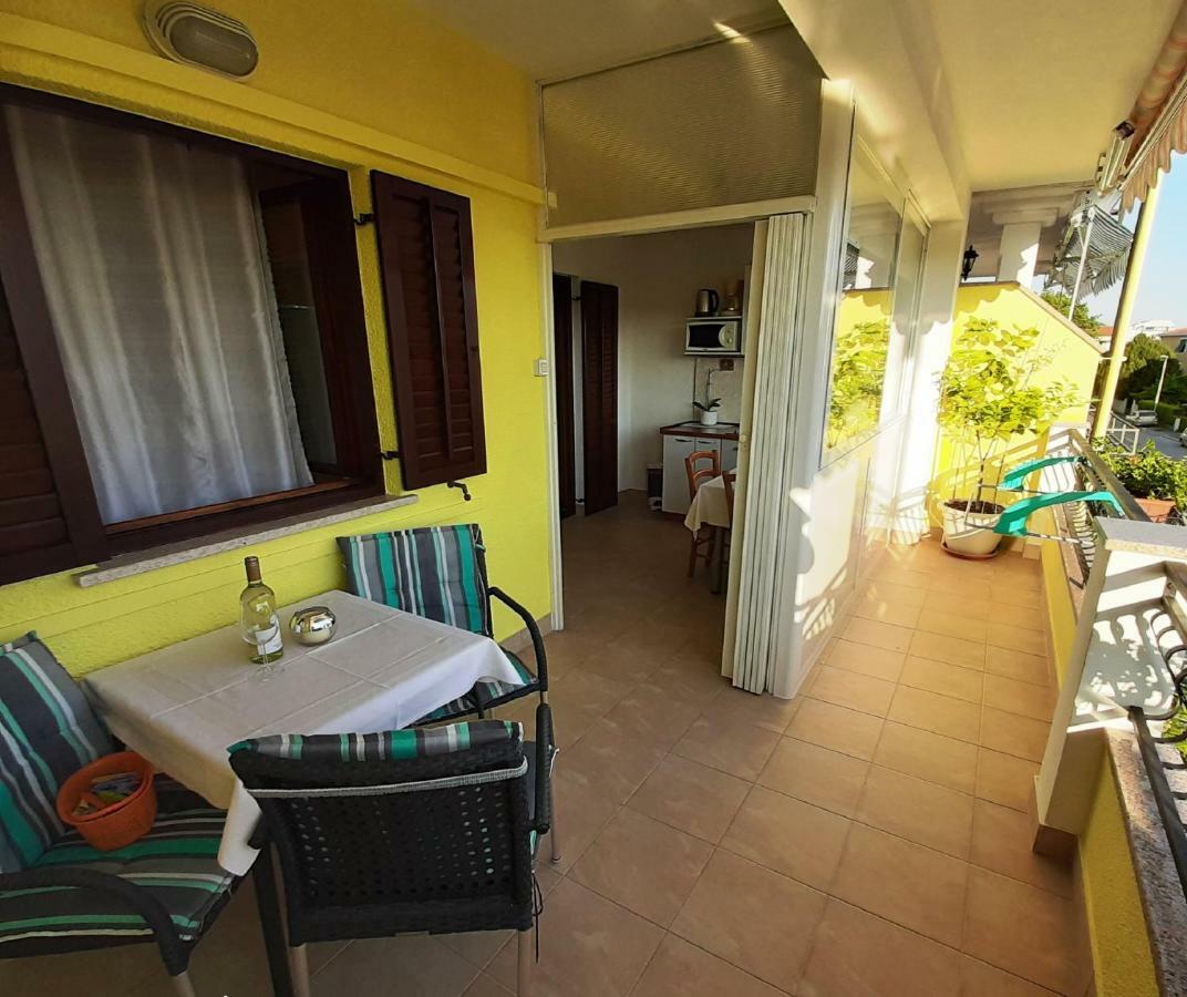 Paradise Beach Apartments Rovinj Exterior photo